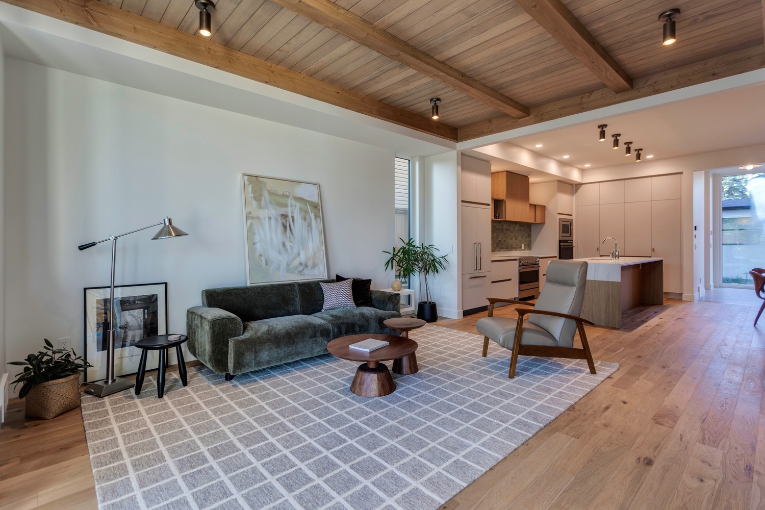 Great room in the Aspen in Strathearn with homes for sale by Holland and Associates Real Estate in Edmonton.